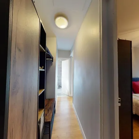 Le Petit St Louis - Court Et Long Sejour Apartament